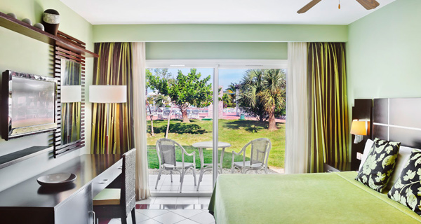 Accommodations - Ocean Blue & Sand Golf & Beach Resort - All Inclusive Punta Cana